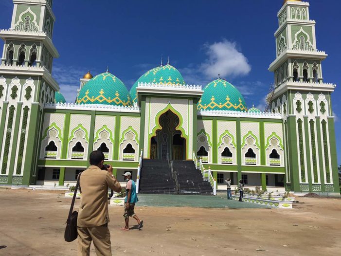 Kamis Masjid Agung Al-Ikhlas Diresmikan