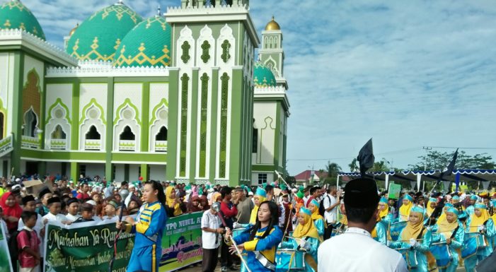 Sambut Ramadhan Ribuan Pelajar Ikuti Pawai Taaruf Sambut Ramadhan Ribuan Pelajar Ikuti Pawai Taaruf