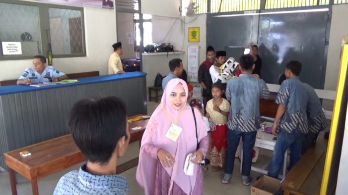 Ribuan Orang Kunjungi Lapas Ketapang