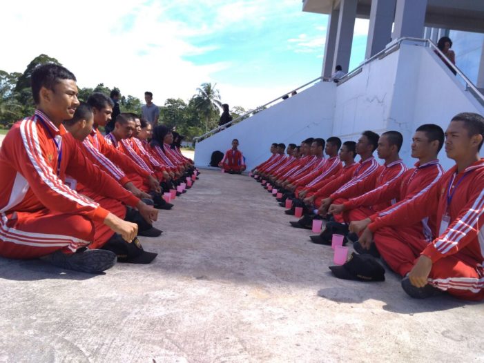 Sambut Hut RI, Paskibraka Ketapang Matangkan Gerakan Baris-Berbaris