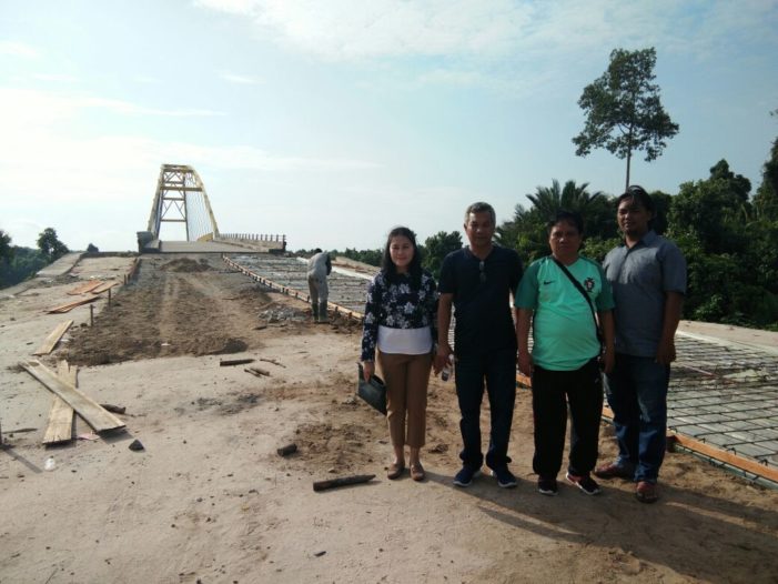 Hari Libur, Bupati Pantau Proses Pembangunan Infrastruktur