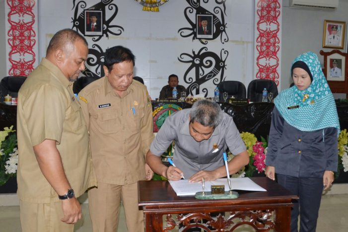 DPRD Tetapkan 14 Raperda, Dibahas 2018
