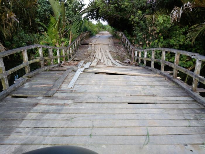 Tiga Tahun Jembatan Sungai Seponti Rusak