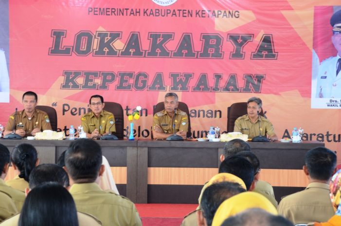 Bupati Buka Lokakarya Kepegawaian