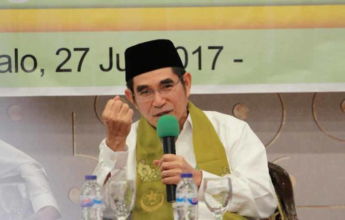 Mantan Ketua Mahkamah Konstitusi ke Ketapang