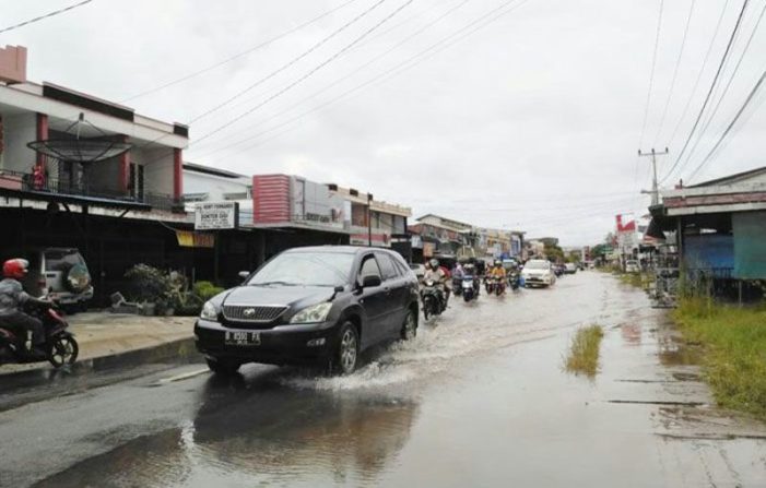 Jalan DI Panjaitan Kembali Terendam