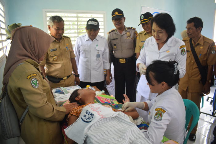 Bupati Ketapang Lepas Mahasiswa PKM Universitas Muhammadiyah
