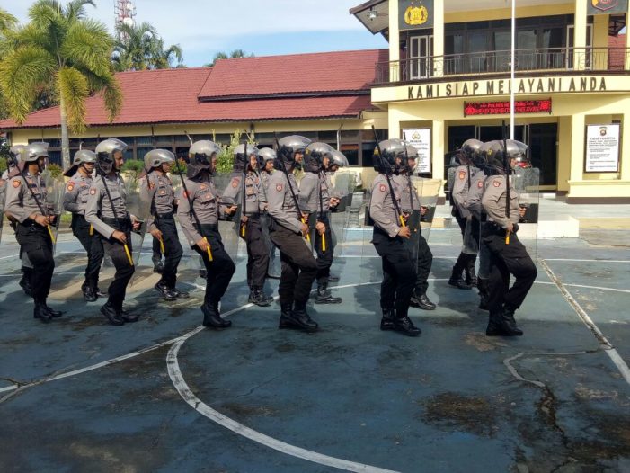 Kendalikan Massa, Sabhara Polres Ketapang Gelar Latihan
