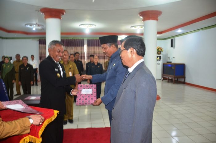 Bupati Lantik Dewan Pengawas RSUD Dr Agoesdjam Ketapang