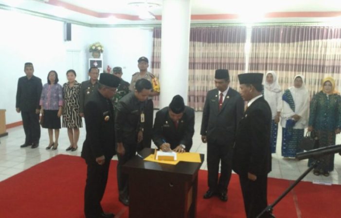 Farhan Resmi Dilantik Jadi Sekretaris Daerah Ketapang