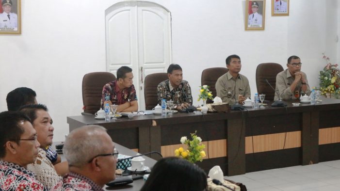 Staf Kemenkopolhukam Kunjungi Ketapang