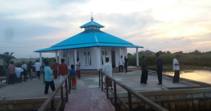 Mantan Bupati Henrikus Wakafkan Surau Uswatun Hasanah