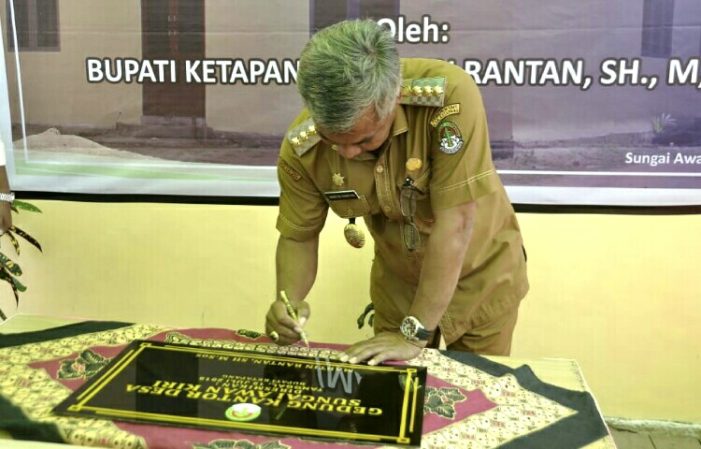 Kantor Desa Sungai Awan Kiri  Diresmikan