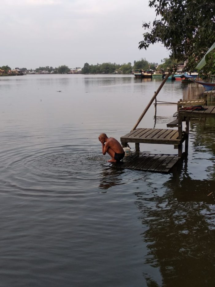 Kadar Garam Sungai Pawan Mulai Tinggi