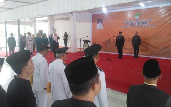 Puluhan Pejabat Struktural Pemkab Ketapang Dilantik