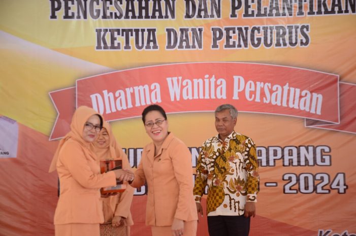 Ervanimashita Farhan Jabat Ketua Dharma Wanita Persatuan Kabupaten Ketapang 2019-2024