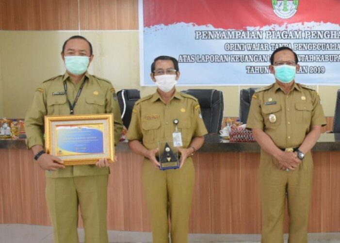 Penerimaan Piagam Penghargaan WTP Kerjasama & Kerja Keras OPD