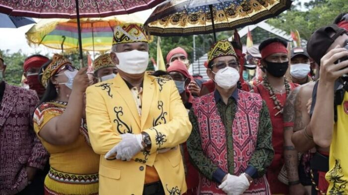 Pemda Resmikan Rumah Adat Dayak Simpang Hulu