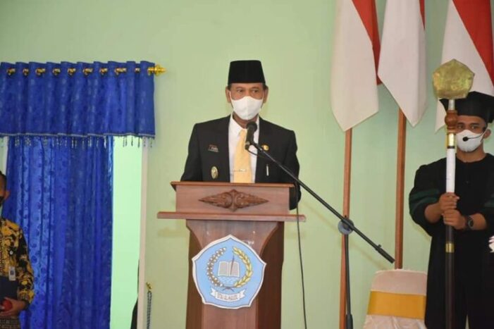 Wakil Bupati Ketapang Hadiri Wisuda Sarjana S-1 Al-Haudl Ketapang