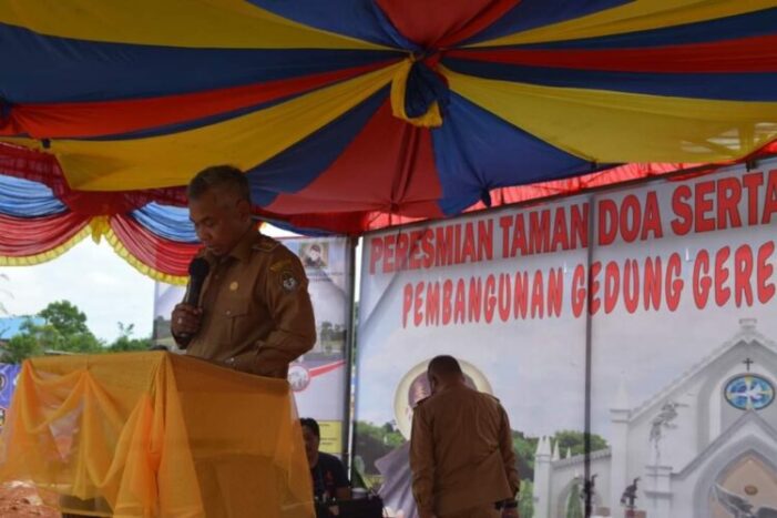 Bupati Resmikan Pembangunan Gereja Paroki Santo Gabriel Sandai