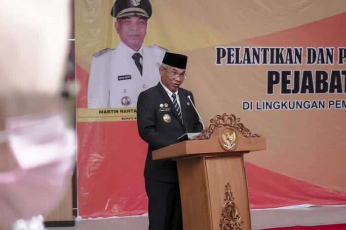 Bupati Lantik Pejabat Struktural