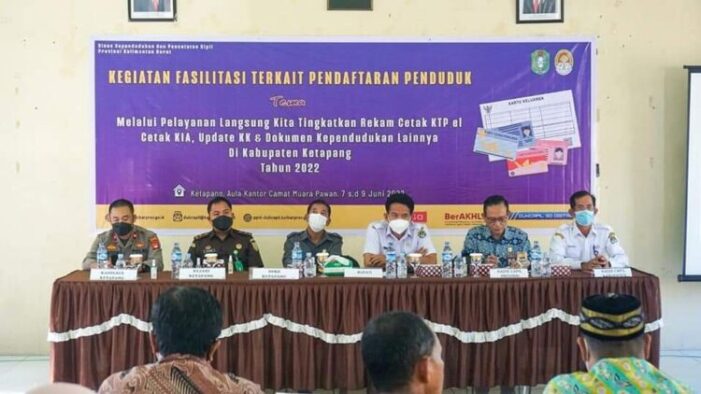 Asiaten I Setda Buka Sosialisasi Fasilitas Pendaftaraan Kependudukan