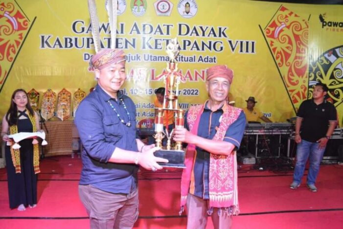 Sekda Ajak Semua Pihak Melestarikan Seni & Tradisi Adat Budaya di Ketapang
