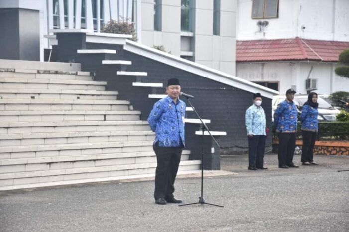 Pimpin Apel Gabungan ASN, Sekda Bahas Banjir & Batik Daerah