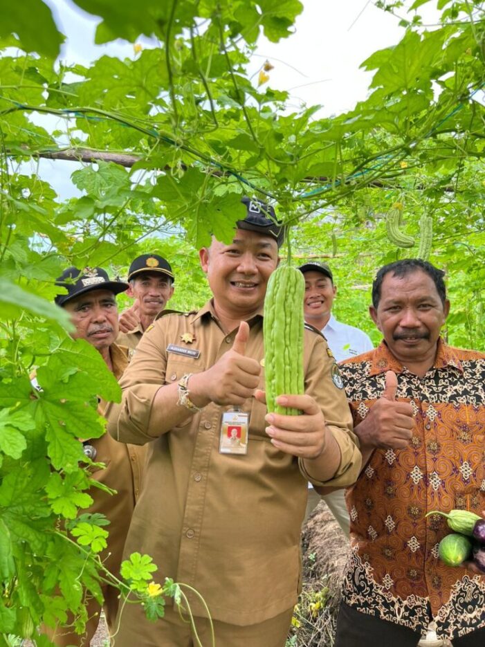 Sekda Hadiri Expo Tanaman Hortikultura di Desa Sukamaju