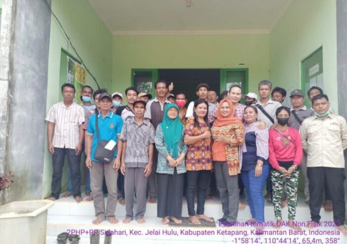BPP Jelai Hulu Ajarkan Petani Membuat Pupuk Bokasi