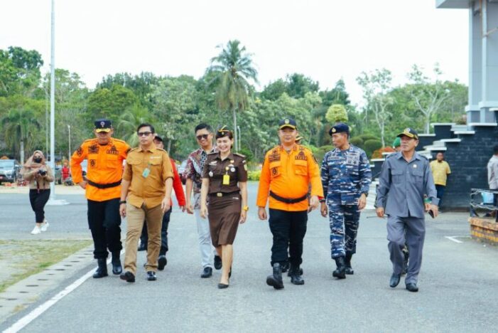 Jadi Inspektur Apel Penangnan Karhutla, Sekda Imbau Semua Pihak Peduli Lingkungan