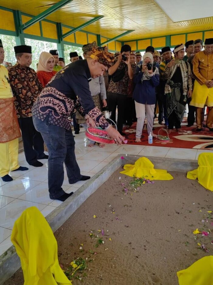 Sekda Pimpin Ziarah Akbar ke Situs Cagar Budaya Keramat Sembilan