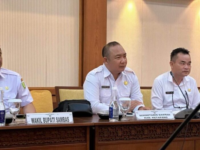 Sekda Wakili Bupati Hadiri RUPS PT. Jamkrida Tahun Buku 2022