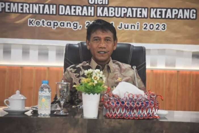 Wabup Ketapang Lepas Kontigen Pesparawi Ke -X Tingkat Provinsi