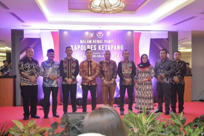 Bupati Ketapang Hadiri Malam Kenal Pamit Kapolres Ketapang