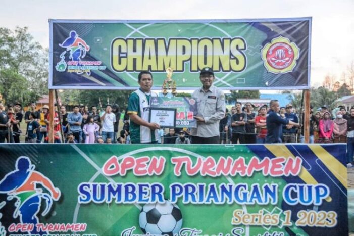 Wabup Menutup Open Turnament Sumber Periangan Cup Seri I