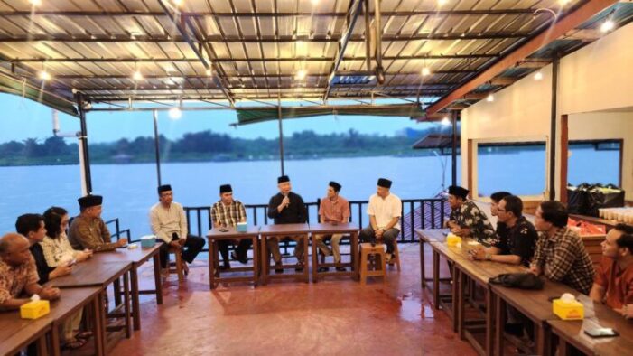 Hadiri Buka Puasa Bersama, Sekda dan Ketua AJK Komitmen Bersinergi untuk Pembangunan Ketapang