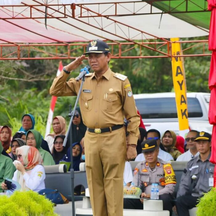 Wabup Ketapang Inspektur Upacara Pembukaan TMMD Ke-120 