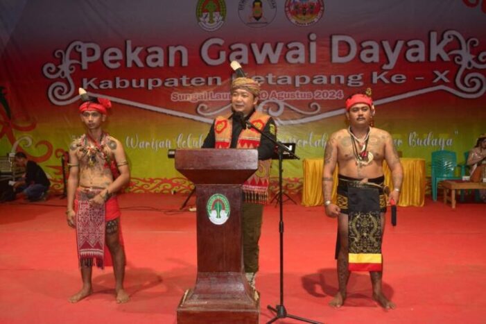Sekda Tutup Pekan Gawai Dayak Ke-X Tingkat Kabupaten Ketapang