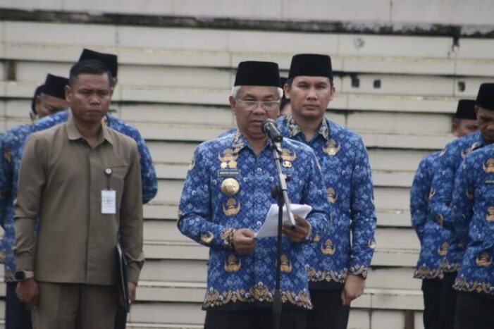 Apel Gabungan OPD Serta Pengambilan Sumpah 660 ASN