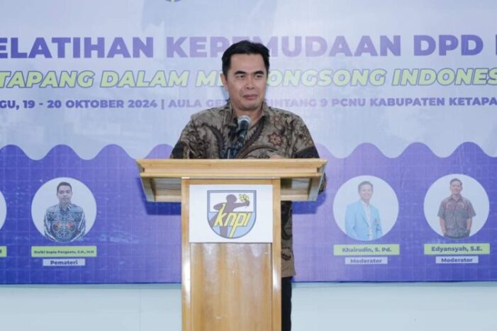 Asisten I Setda Buka Diklat Kepemudaan KNPI Ketapang