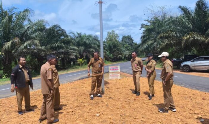 Pemkab Tuntaskan Pengaspalan Jalan Sungai Awan-Tanjungpura