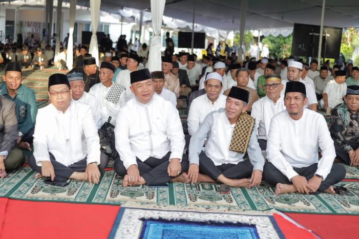 Sebagai Rasa Syukur, Bupati- Wabup Tasyakuran dan Buka Puasa Bersama Masyarakat