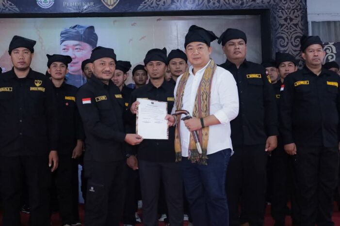 Bupati Lantik Pengurus Barisan Pendekar Wira Utama