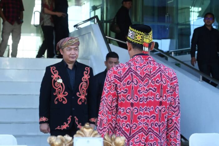 Bupati Ketapang Pimpin Apel Hardiknas 2025