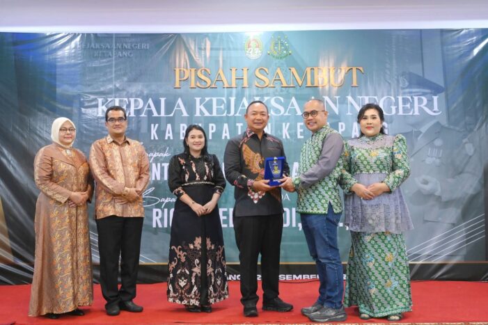 Bupati dan Wabup Hadiri Pisah Sambut Kejari Ketapang