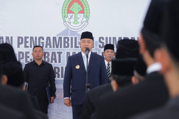 Lantik 136 Pejabat, Bupati Tegaskan Jabatan Tidak Bisa Diminta Atau Dipesan