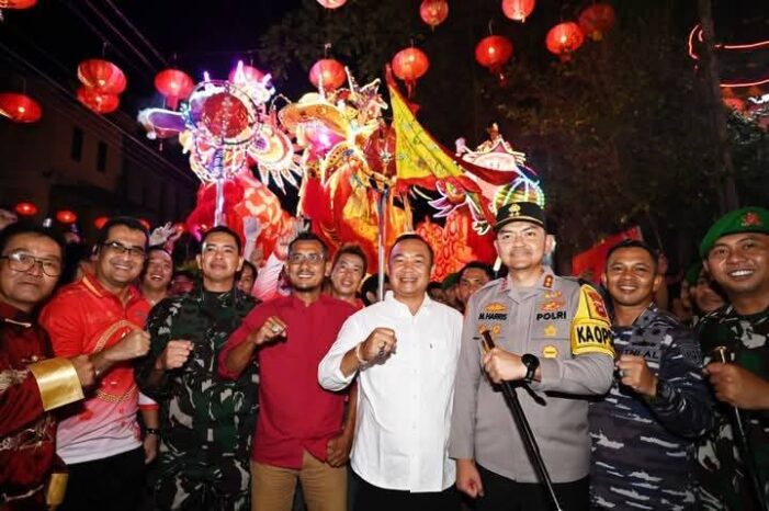 Bupati Hadiri Pawai Cap Go Meh 2026 di Ketapang Semarak