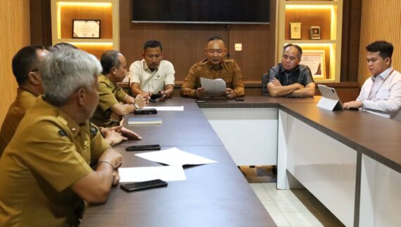 Bupati Pastikan Stok BBM, LPG, Sembako Aman Jelang Lebaran, Masyarakat Diminta Tenang Bupati Pastikan Stok BBM, LPG, Sembako Aman Jelang Lebaran, Masyarakat Diminta Tenang