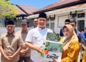 Bupati Serahkan Bingkisan Lebaran Kepada PPPK Paruh Waktu
